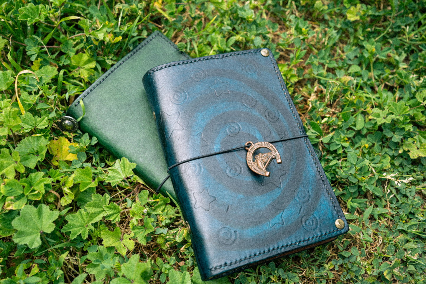 Auto's 6-Ring Binder