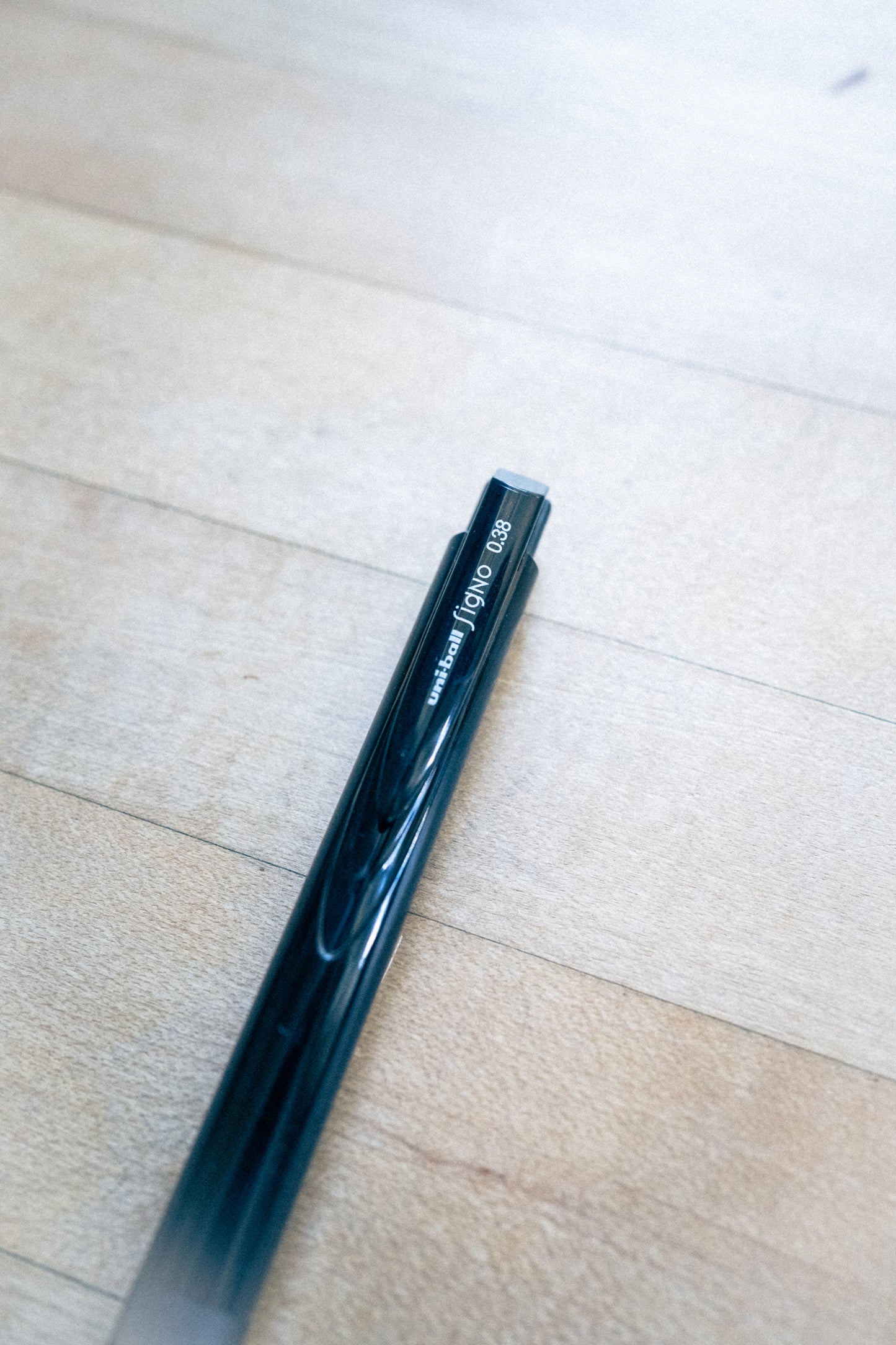 Uni-Ball Signo RT1 Gel Pen
